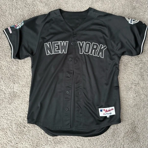 New York Yankees 2009 World Series Jersey - Picture 1 of 5